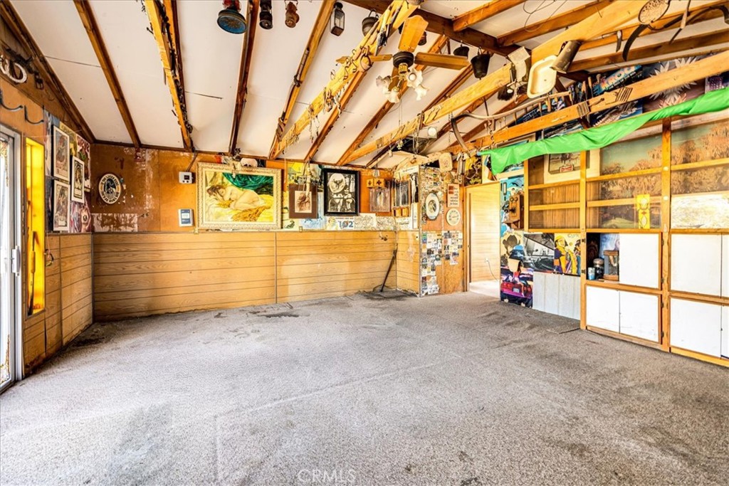 64720 Sonora Road Joshua Tree, CA 92252 - Photo 21 of 33 a view of an empty room