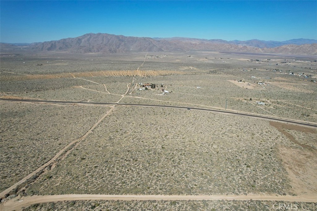 39 Santa Rosa Road Lucerne Valley, CA 92356 - Photo 11 of 18 a view of a field with an ocean view