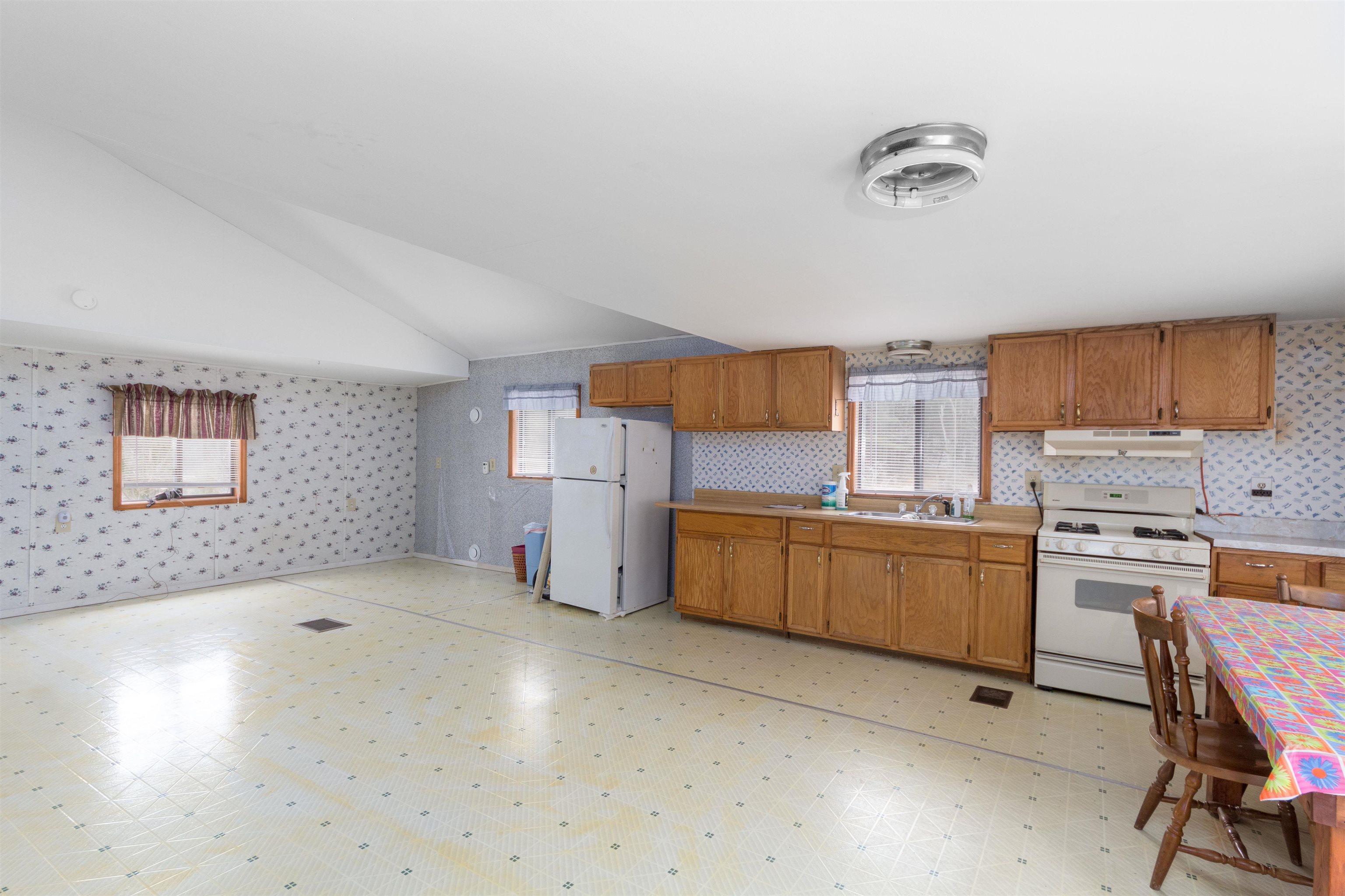 430 Middle Road Milton, VT 05468 - Photo 3 of 20 Gallery Image 3