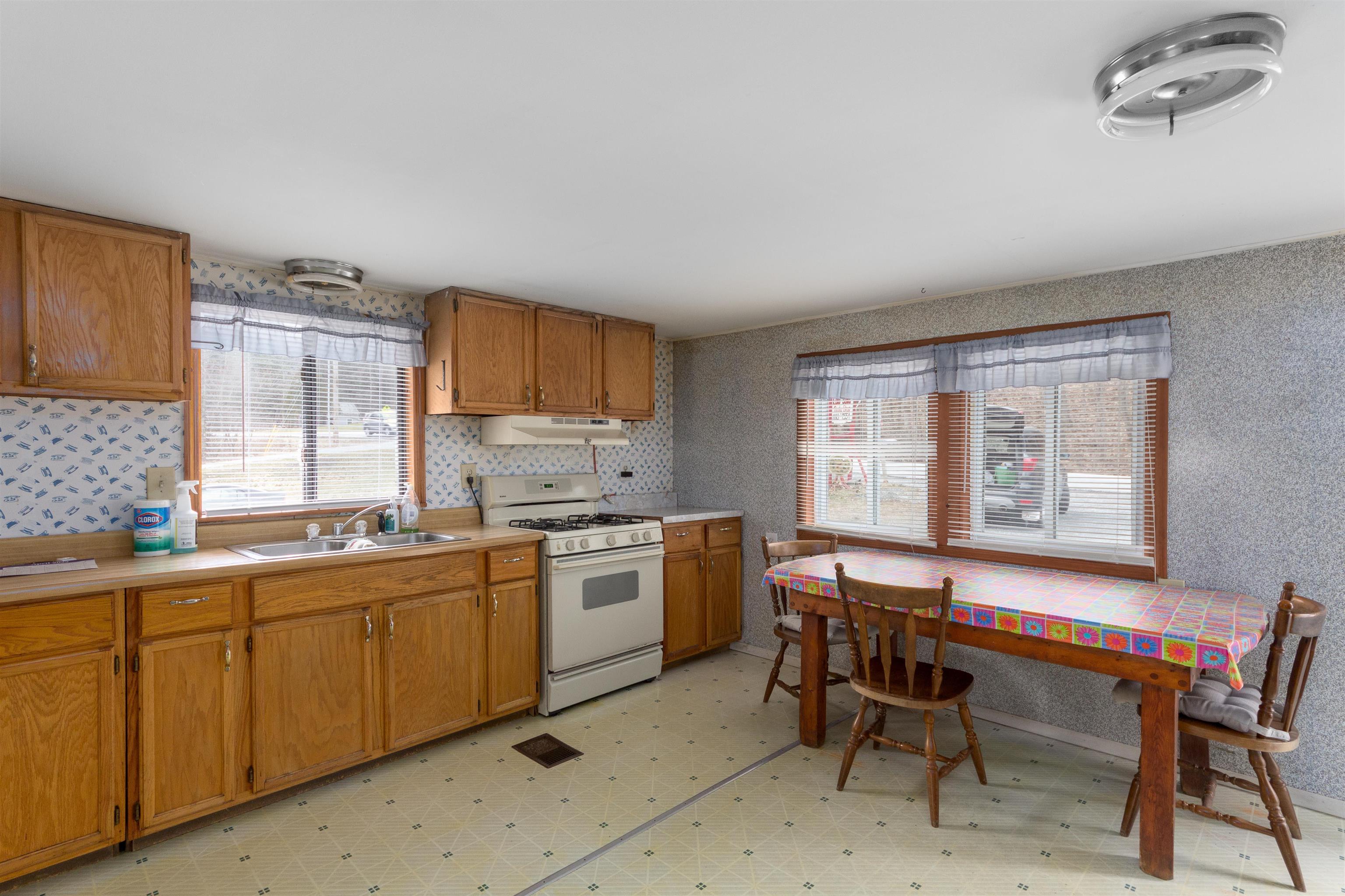 430 Middle Road Milton, VT 05468 - Photo 4 of 20 Gallery Image 4