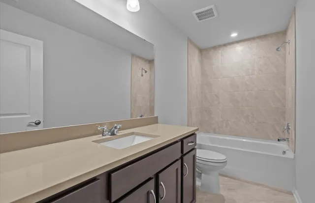 $344,470 | 1172 Fox Holw Street, Spartanburg, SC 29303