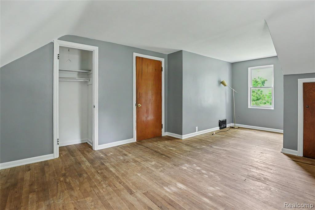5388 Davison Road Lapeer, MI 48446 - Photo 17 of 48