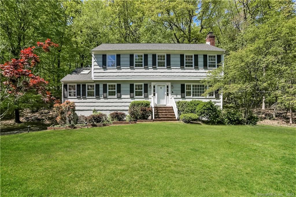 7 Caudatowa Drive Ridgefield, CT 06877 - Photo 1 of 1