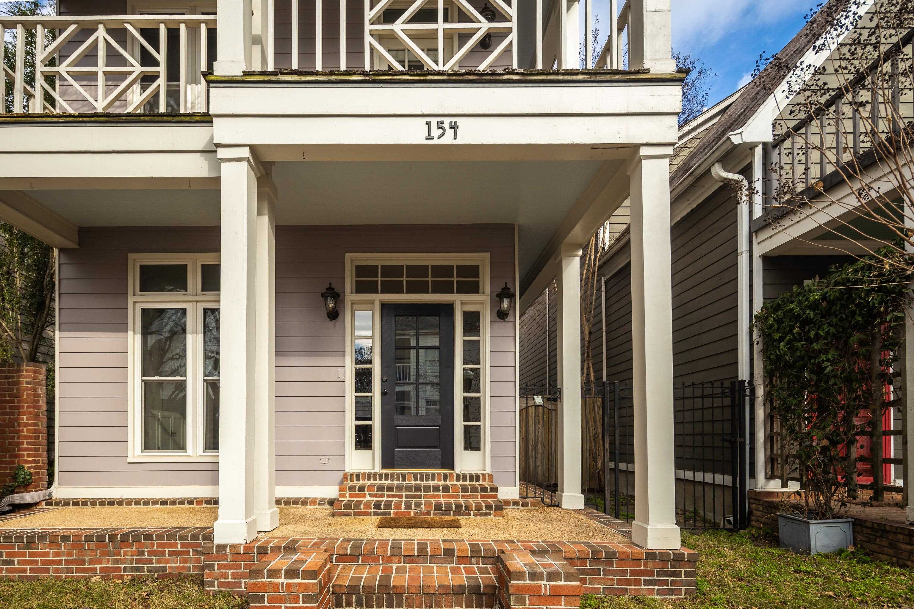154 Harbor Ridge Lane North Memphis, TN 38103 - Photo 3 of 39 a view of entrance front of the house