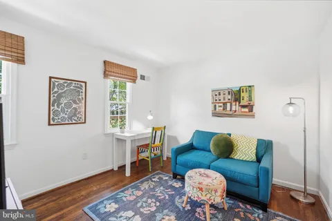 $939,990 | 810 Duke Street, Rockville, MD 20850