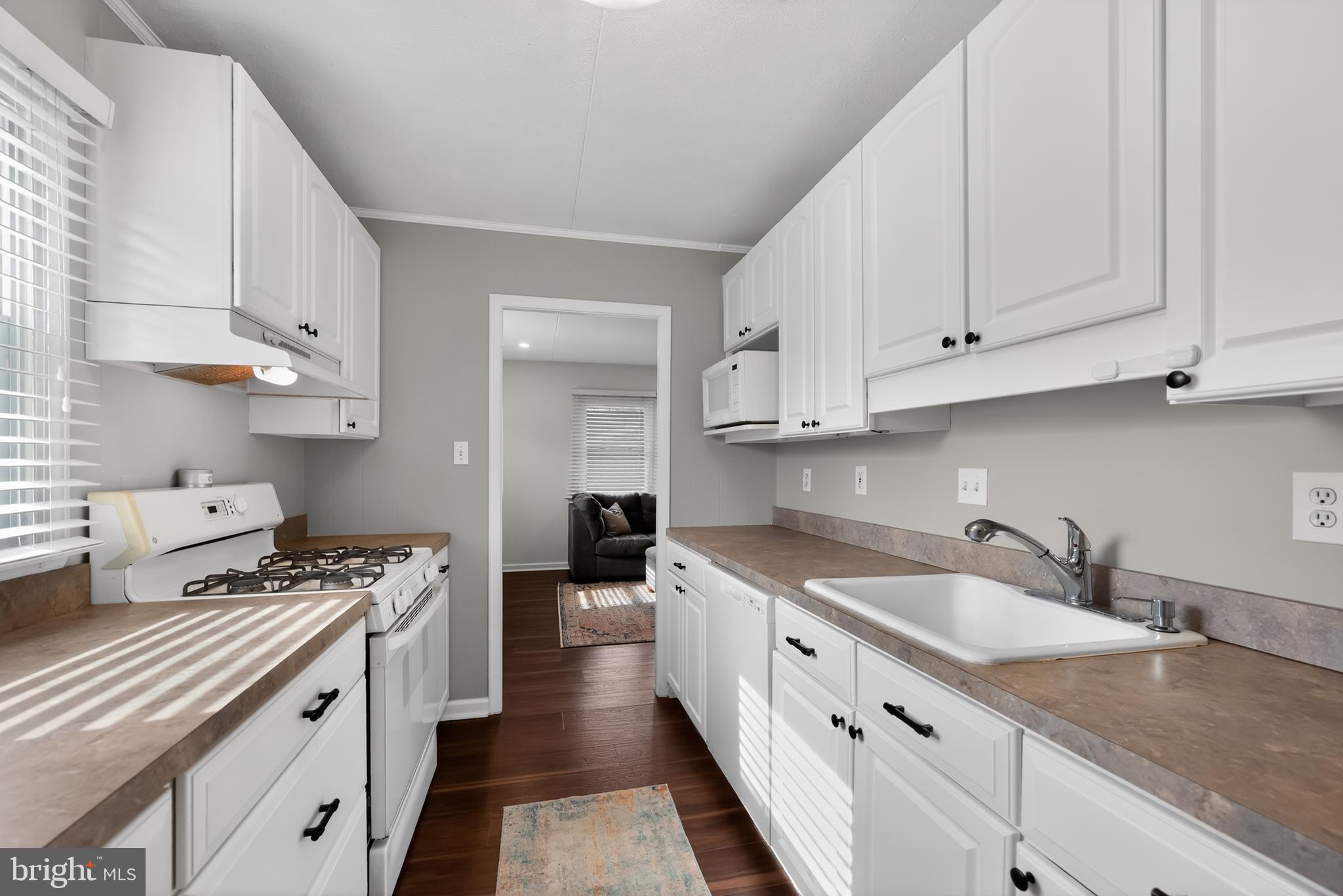 111 Gable Road Paoli, PA 19301 - Photo 9 of 25 Kitchen