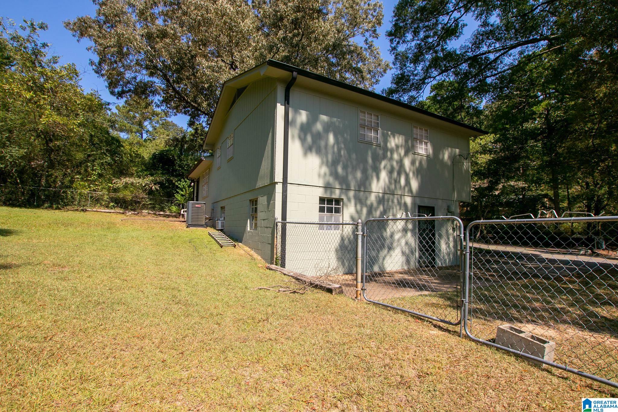 5370 Tyler Loop Road Pinson, AL 35126 - Photo 9 of 27 Gallery Image 9