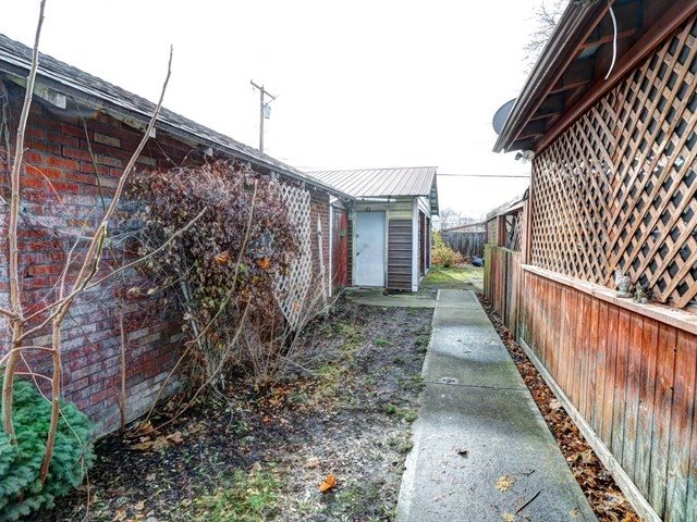 4406 North Best Road Spokane Valley, WA 99216 - Photo 18 of 20