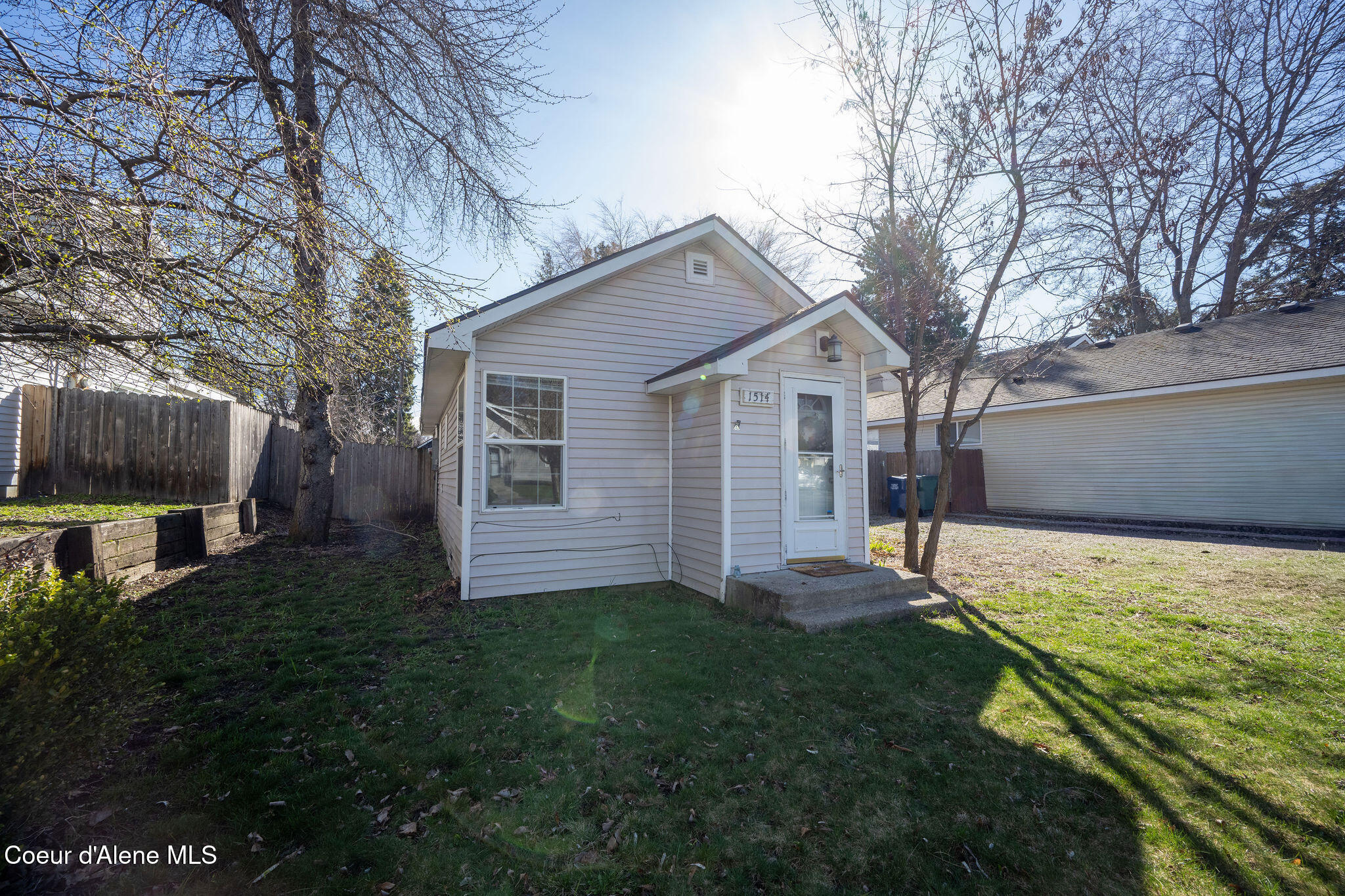1514 6th Street Coeur D'Alene, ID 83814 - Photo 5 of 29 DSC_1314