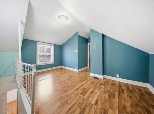 $2,350 | 604 North 8th Avenue, Maywood, IL 60153