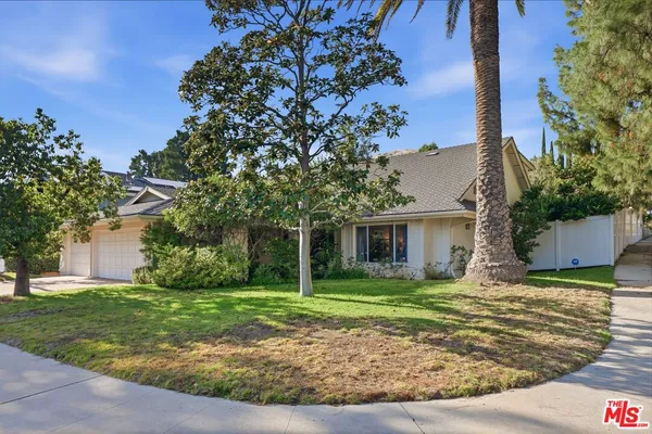 $1,399,999 | 19041 Muirkirk Drive, Porter Ranch, CA 91326