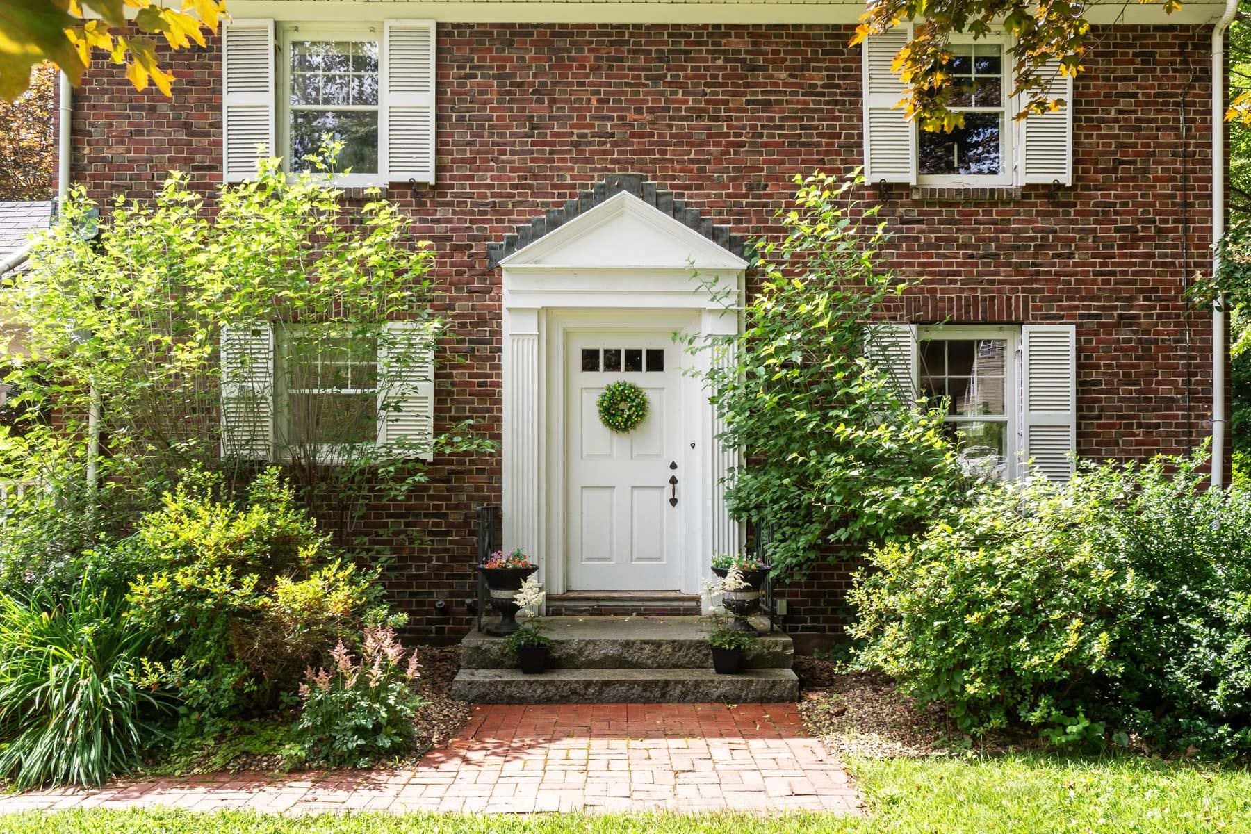 48 Pleasant Street Epping, NH 03042 - Photo 4 of 44