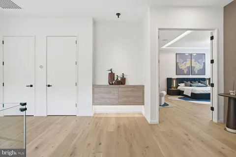$5,695,888 | 6519 Brawner Street, McLean, VA 22101