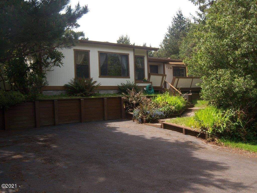 129 Southwest 86th Court Newport, OR 97366 - Photo 1 of 32 front