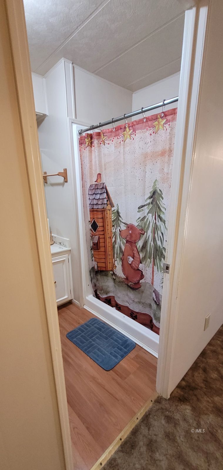 2293 Galloway Avenue Bishop, CA 93514 - Photo 8 of 13 a view of utility room