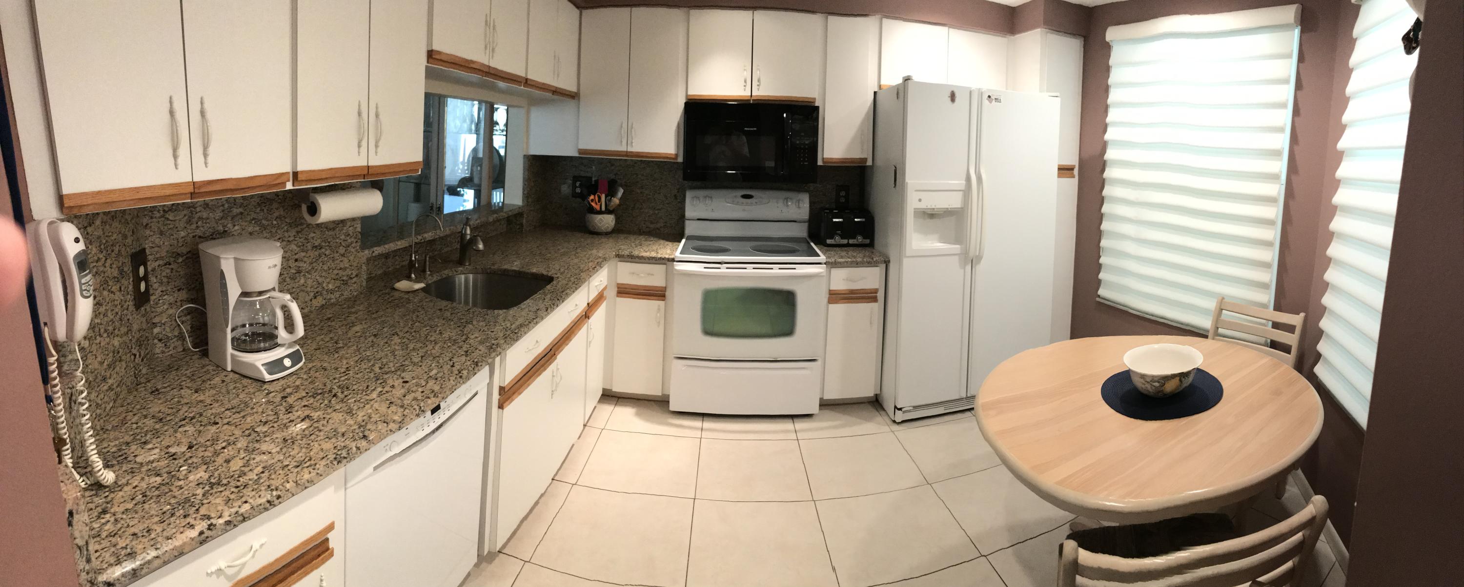 221 Northeast Plantation Road, Unit 211 Stuart, FL 34996 - Photo 8 of 33 9FF1BE2A-2214-491D-8406-A032E731B7C1