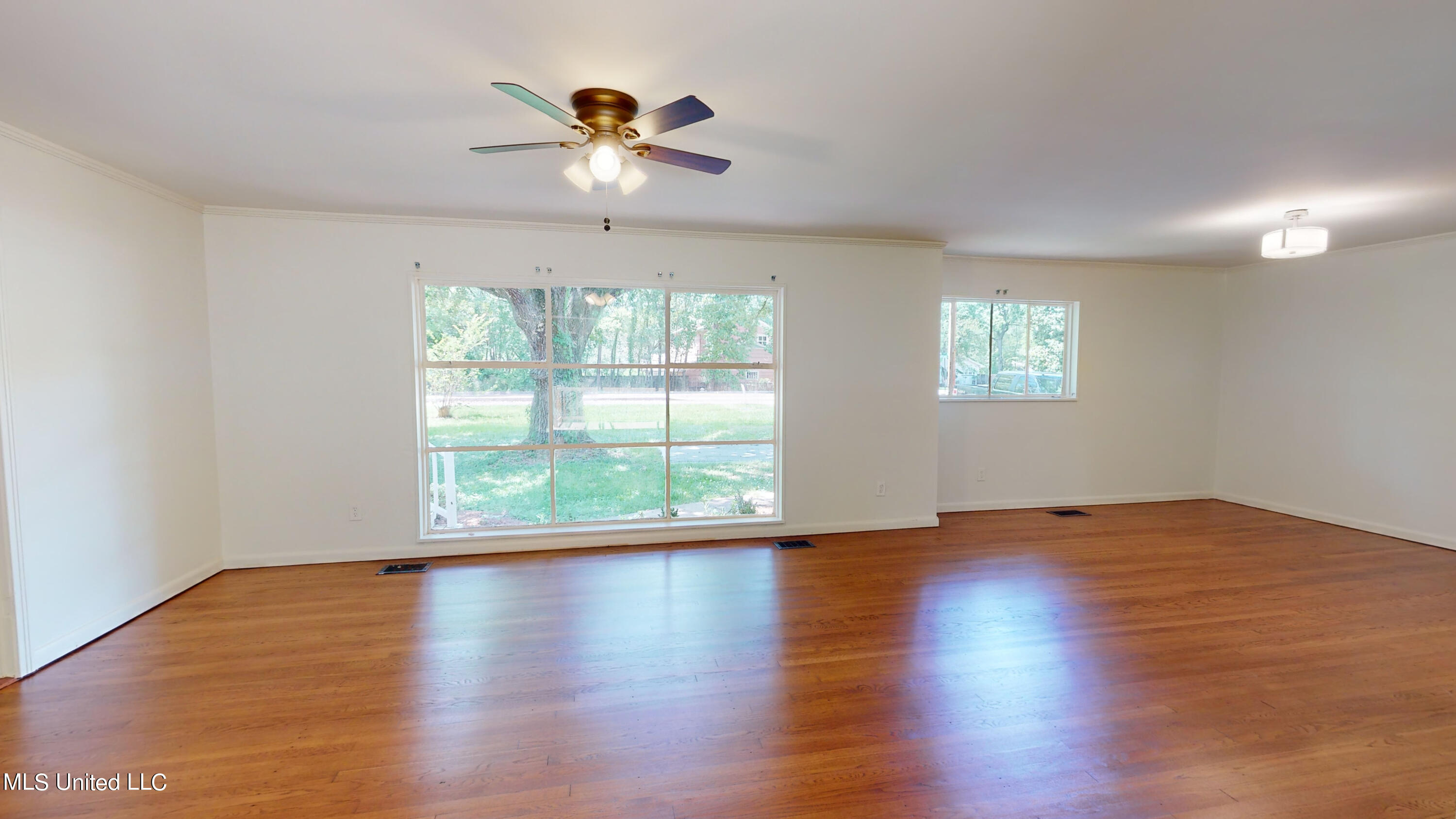 3736 Old Canton Road Jackson, MS 39216 - Photo 3 of 20 3736-Old-Canton-Rd-05302023_202958