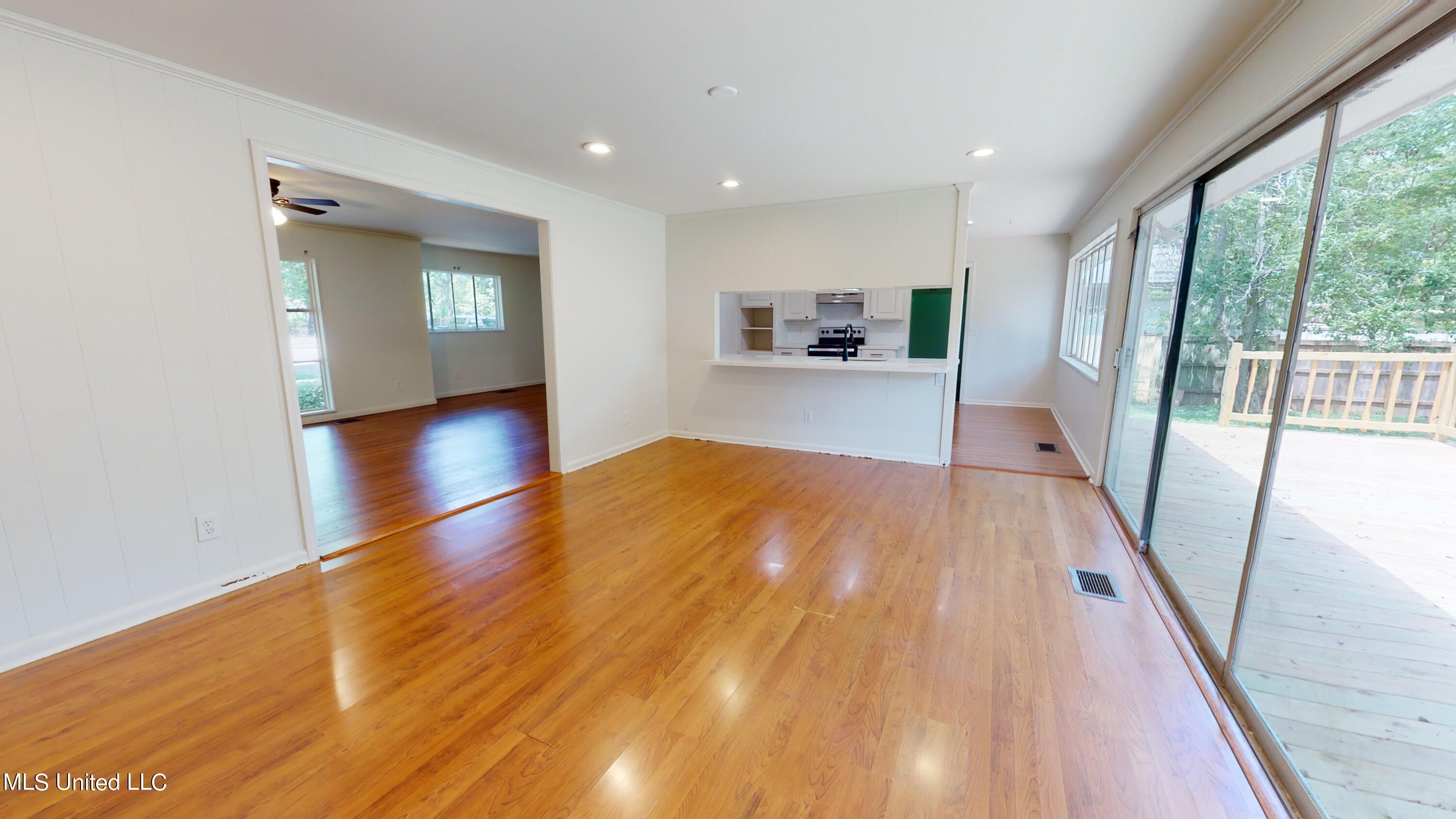 3736 Old Canton Road Jackson, MS 39216 - Photo 4 of 20 3736-Old-Canton-Rd-05302023_203214