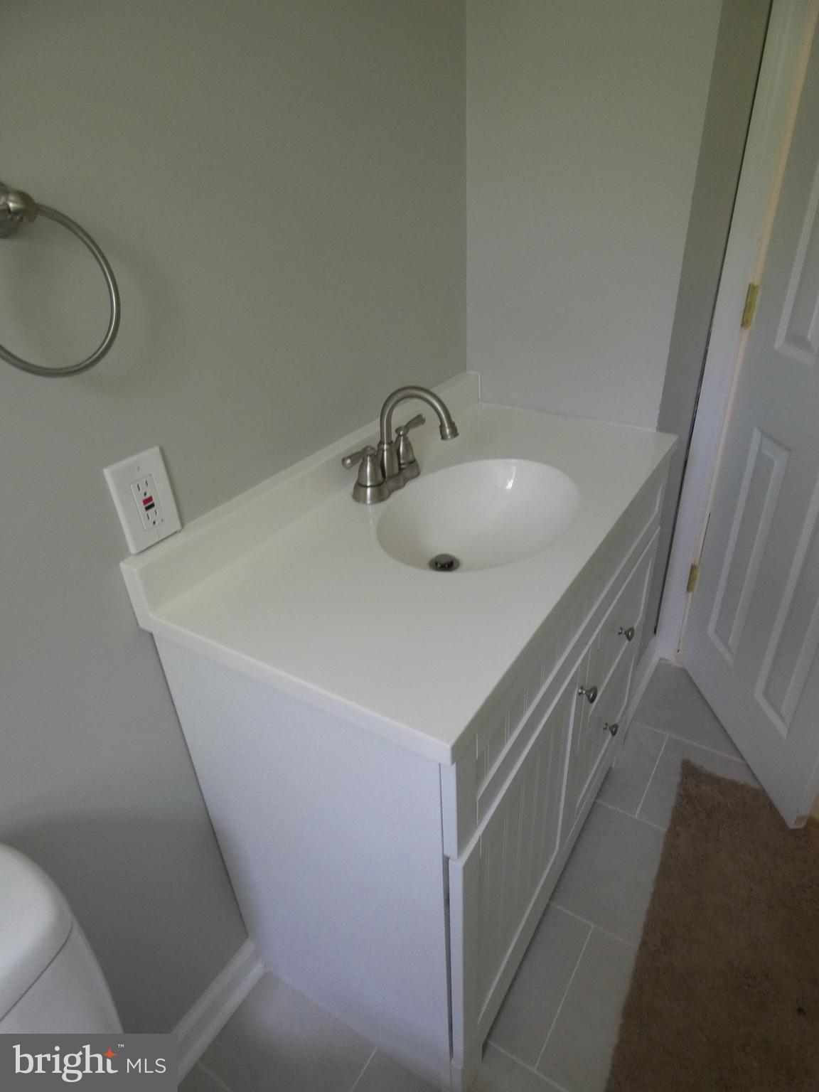 389 East Millstream Road Cream Ridge, NJ 08514 - Photo 19 of 40