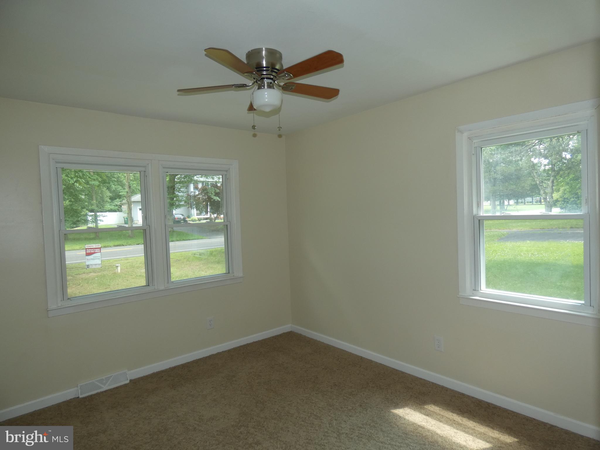 389 East Millstream Road Cream Ridge, NJ 08514 - Photo 22 of 40