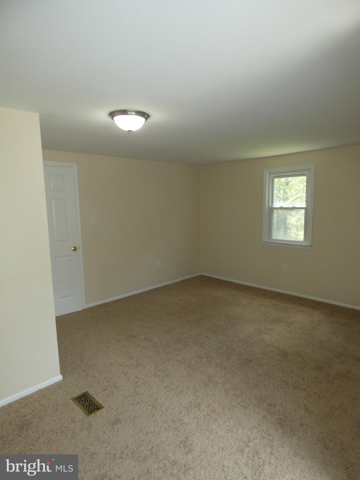 389 East Millstream Road Cream Ridge, NJ 08514 - Photo 28 of 40