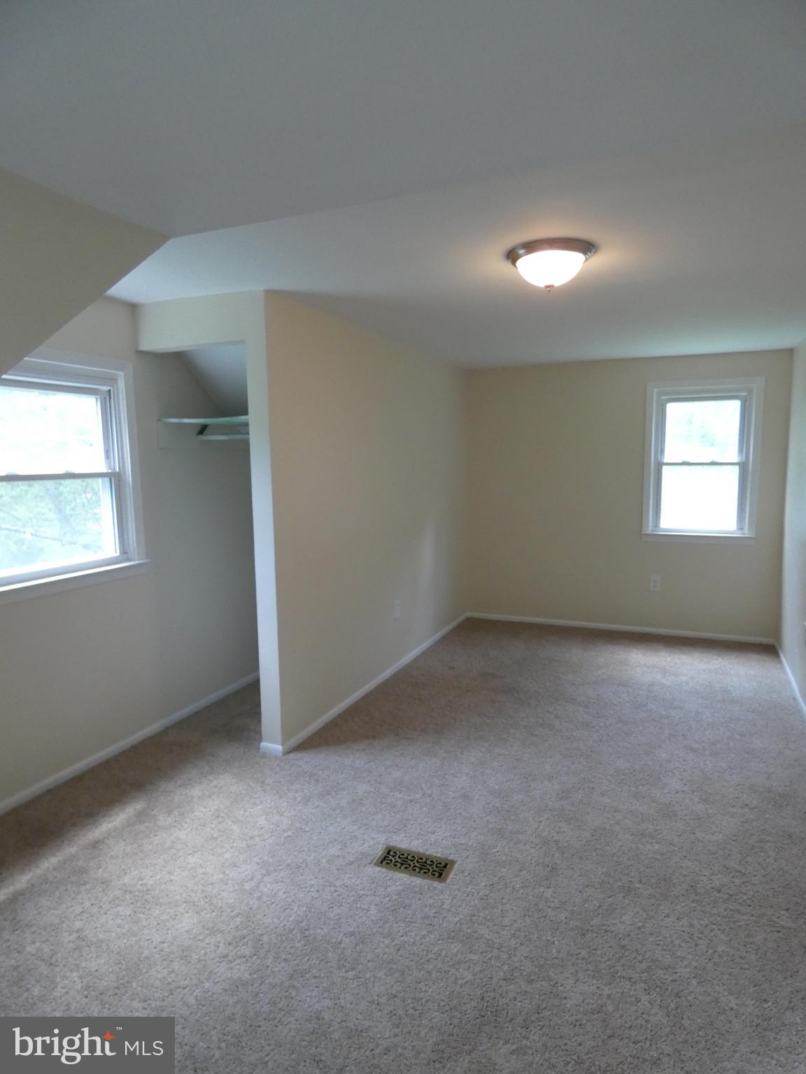 389 East Millstream Road Cream Ridge, NJ 08514 - Photo 32 of 40