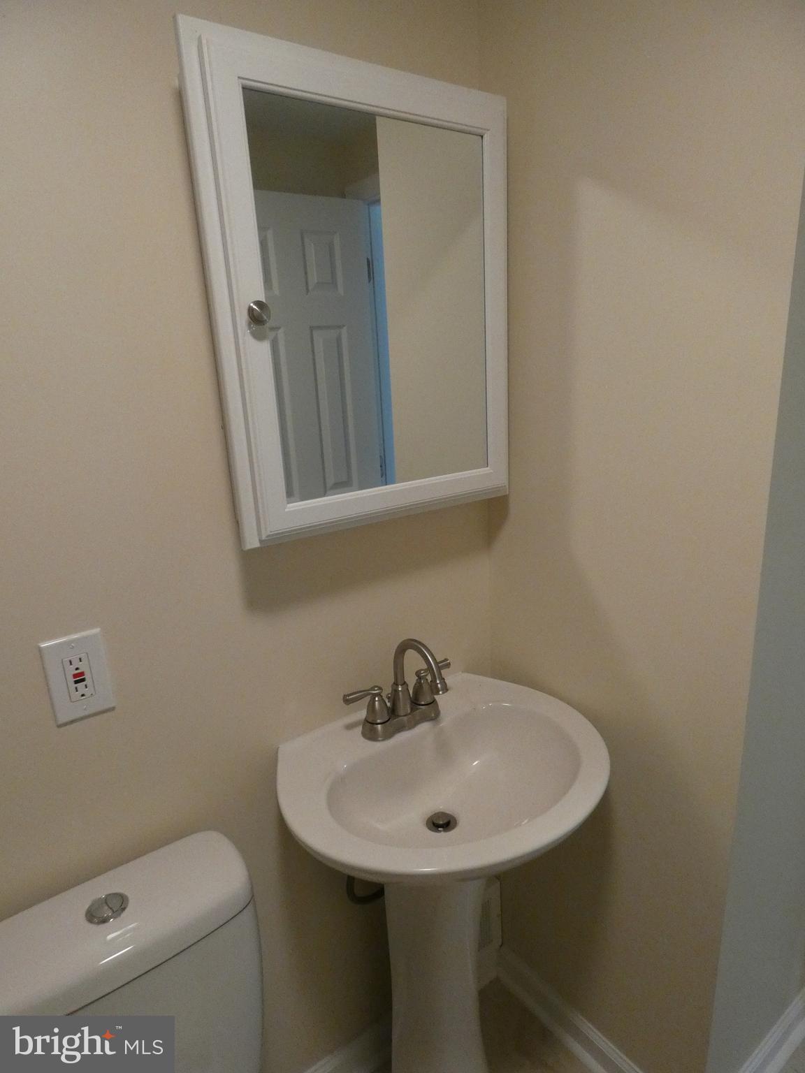 389 East Millstream Road Cream Ridge, NJ 08514 - Photo 34 of 40