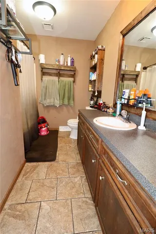 $209,900 | 100 South Bend Road, Lebanon, MO 65536