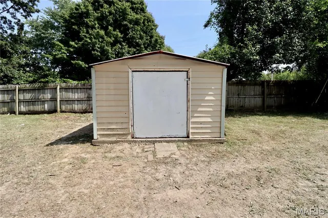 $209,900 | 100 South Bend Road, Lebanon, MO 65536