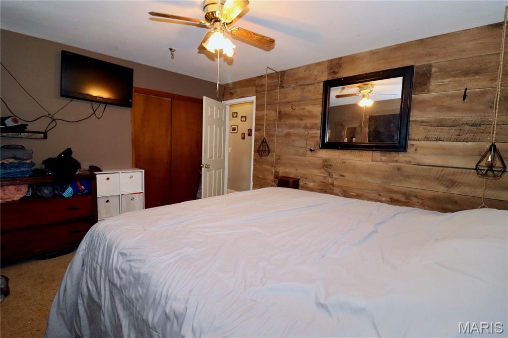 100 South Bend Road Lebanon, MO 65536 - Photo 10 of 27