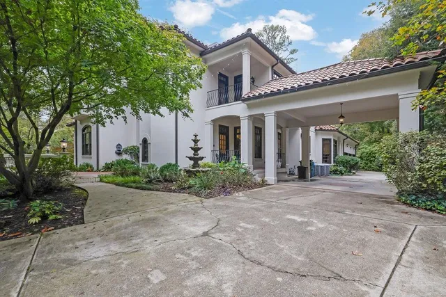 $2,099,000 | 2636 Dobbs Circle Northwest, Atlanta, GA 30327