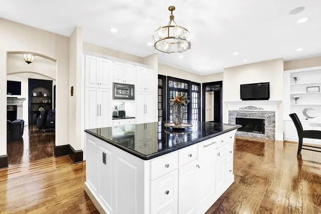 $2,099,000 | 2636 Dobbs Circle Northwest, Atlanta, GA 30327