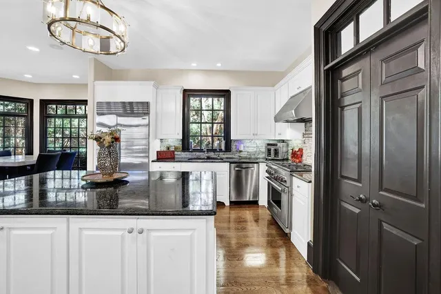 $2,099,000 | 2636 Dobbs Circle Northwest, Atlanta, GA 30327