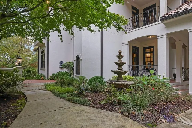 $2,099,000 | 2636 Dobbs Circle Northwest, Atlanta, GA 30327