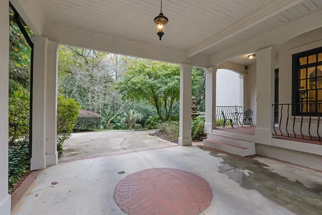 $2,099,000 | 2636 Dobbs Circle Northwest, Atlanta, GA 30327