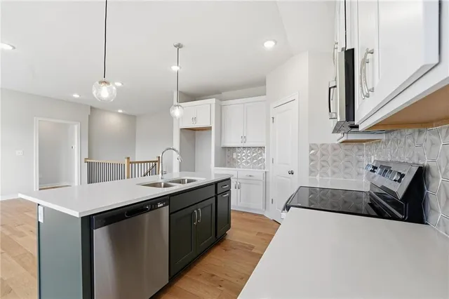 $469,950 | 1937 Southwest Merryman Drive, Lee's Summit, MO 64082