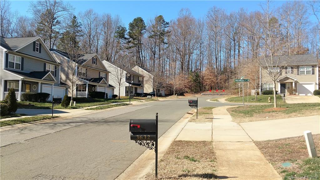 3632 Ribbonwalk Trail Charlotte, NC 28269 - Photo 5 of 15