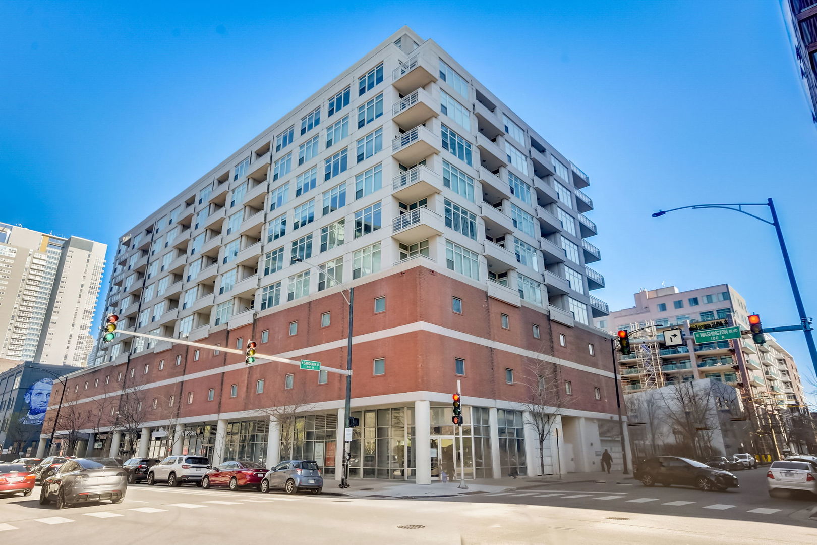 909 West Washington Boulevard, Unit 704 Chicago, IL 60607 - Photo 1 of 36
