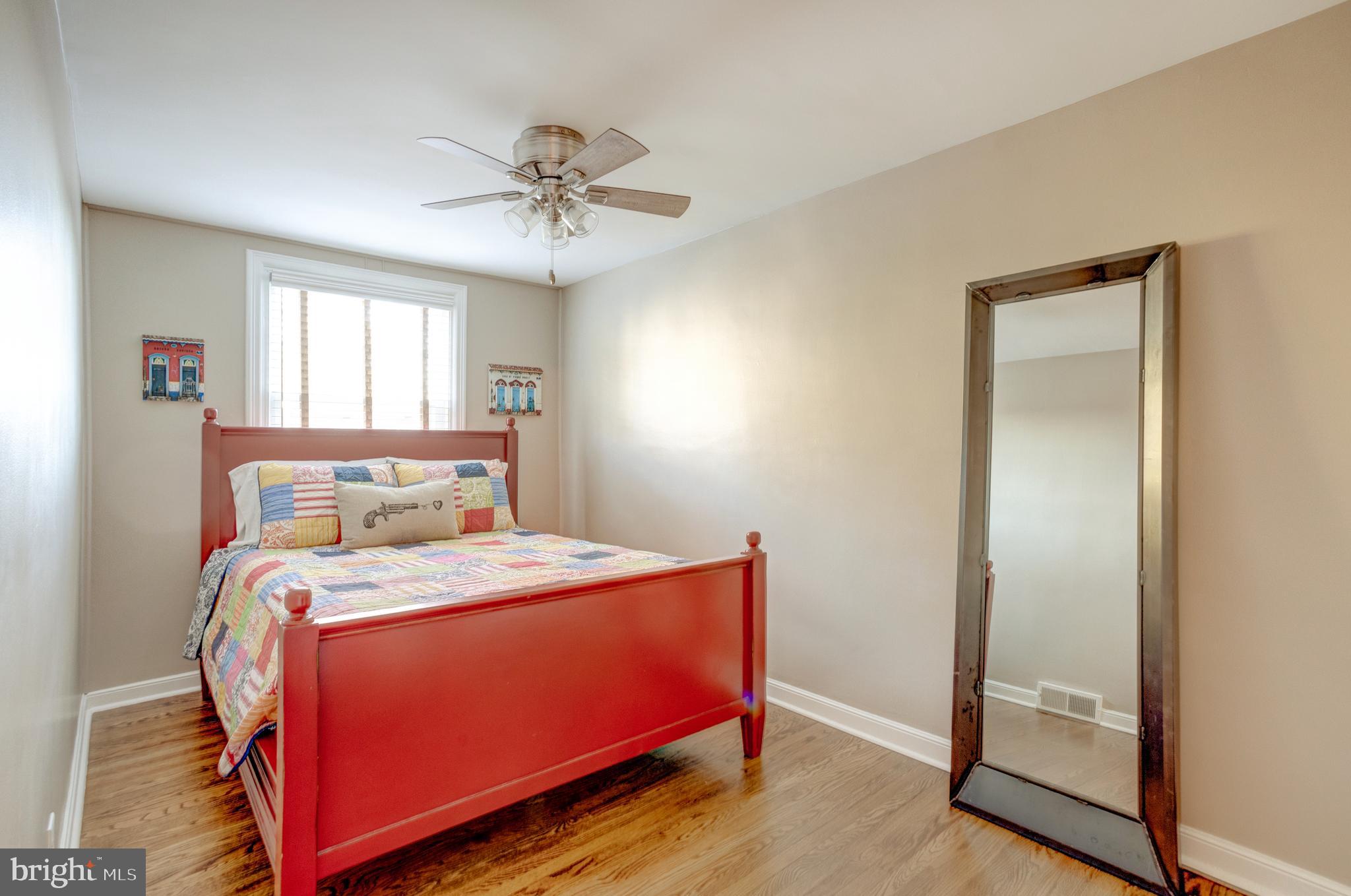 8043 Winston Road Philadelphia, PA 19118 - Photo 22 of 30 Second bedroom