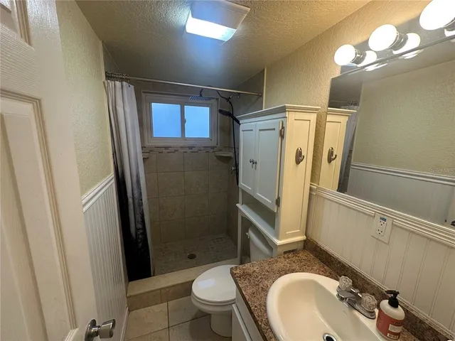 $1,400 | 5520 Ohio Avenue, Lady Lake, FL 32159