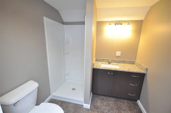 $1,600 | 16 Central Street, Unit 2B, Bristol, NH 03222