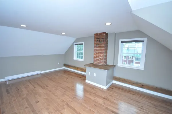 $1,600 | 16 Central Street, Unit 2B, Bristol, NH 03222