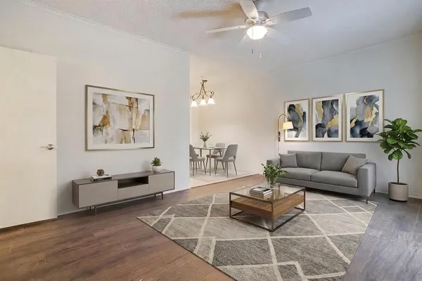 $180,000 | 4438 Harlanwood Drive, Unit 211, Fort Worth, TX 76109