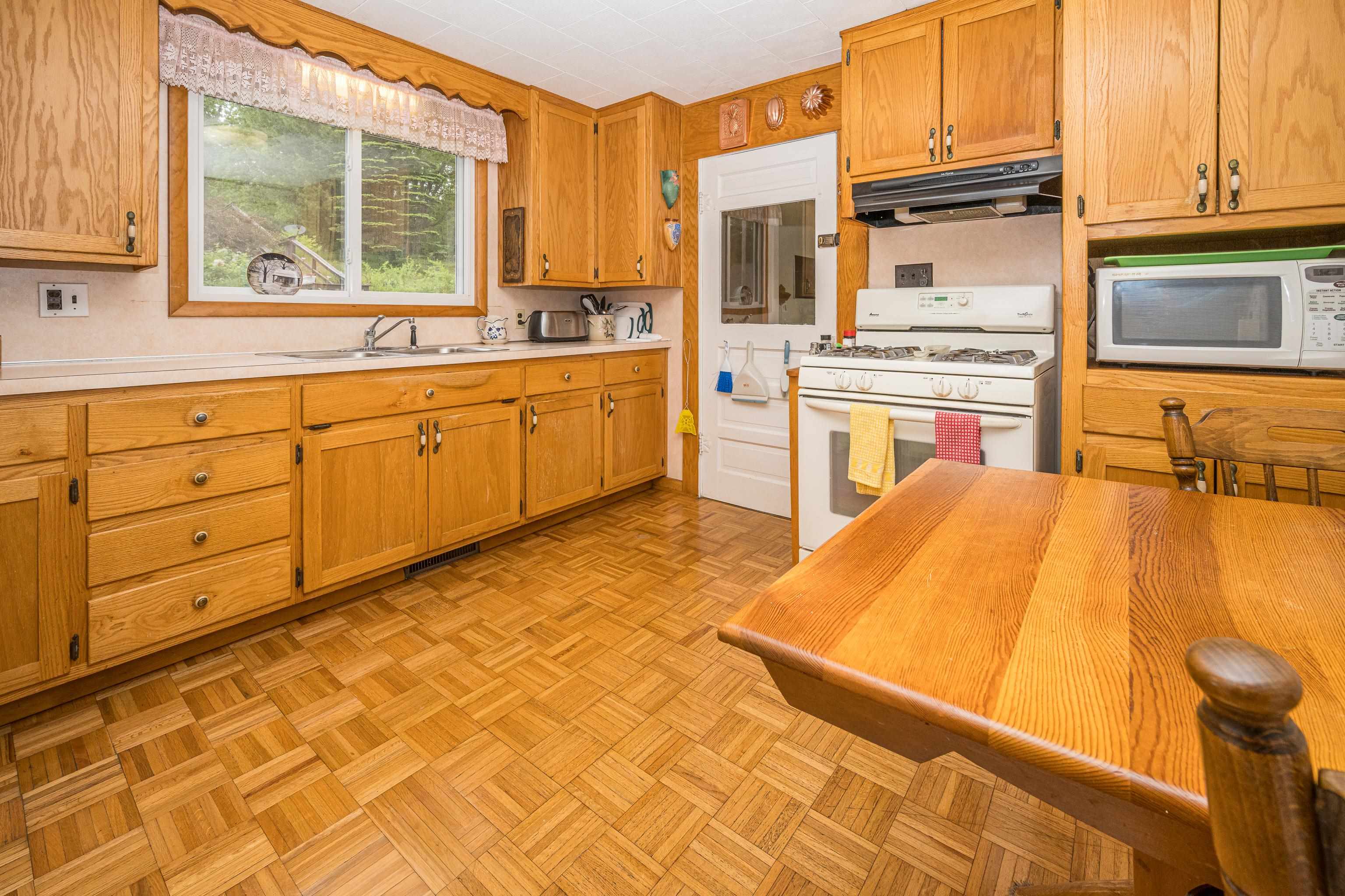 3152 Van Deusen Road Harrison, MI 48625 - Photo 12 of 97