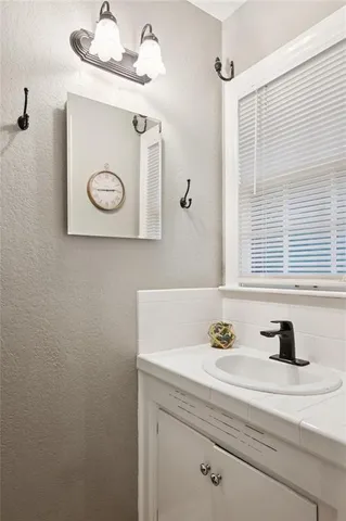 $315,000 | 7425 Melrose Lane, Shawnee, KS 66203