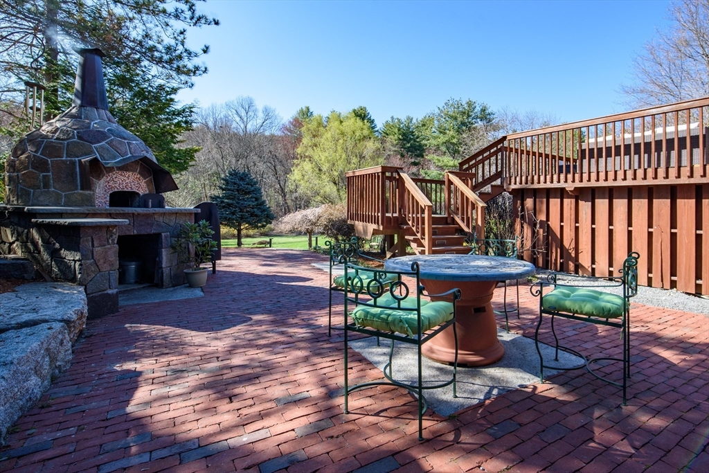 147 Rice Avenue Northborough, MA 01532 - Photo 2 of 42 Gallery Image 2