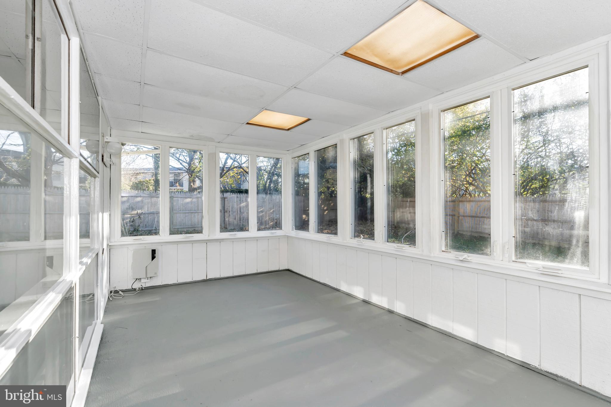 16 Montrose Drive Newark, DE 19713 - Photo 25 of 37