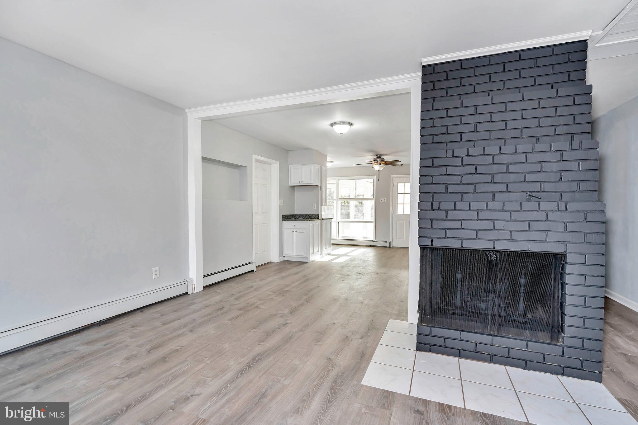 16 Montrose Drive Newark, DE 19713 - Photo 4 of 37