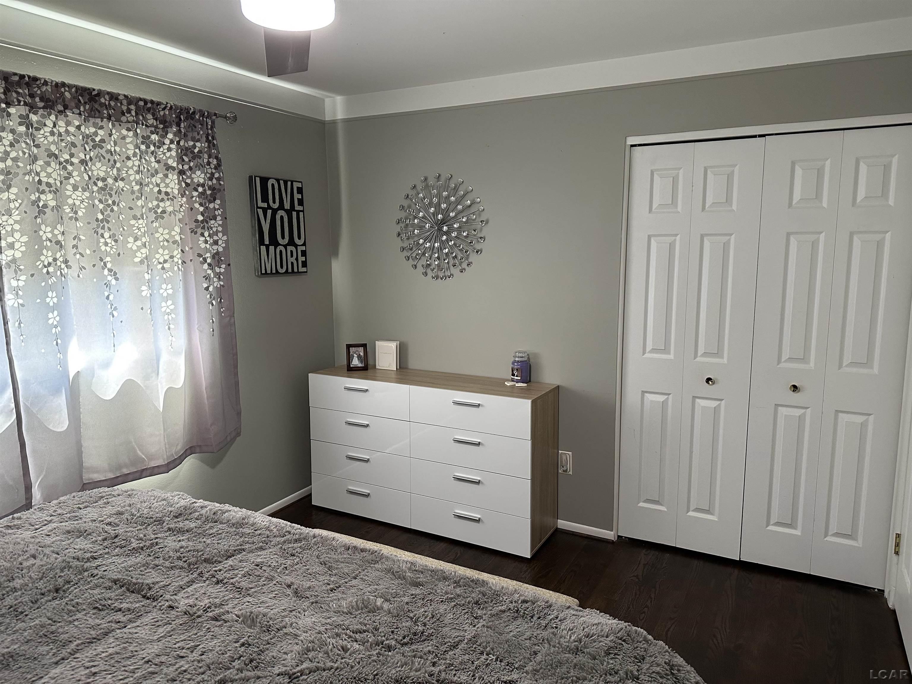 25468 Reeck Road Trenton, MI 48183 - Photo 17 of 49 50114961-17.JPG