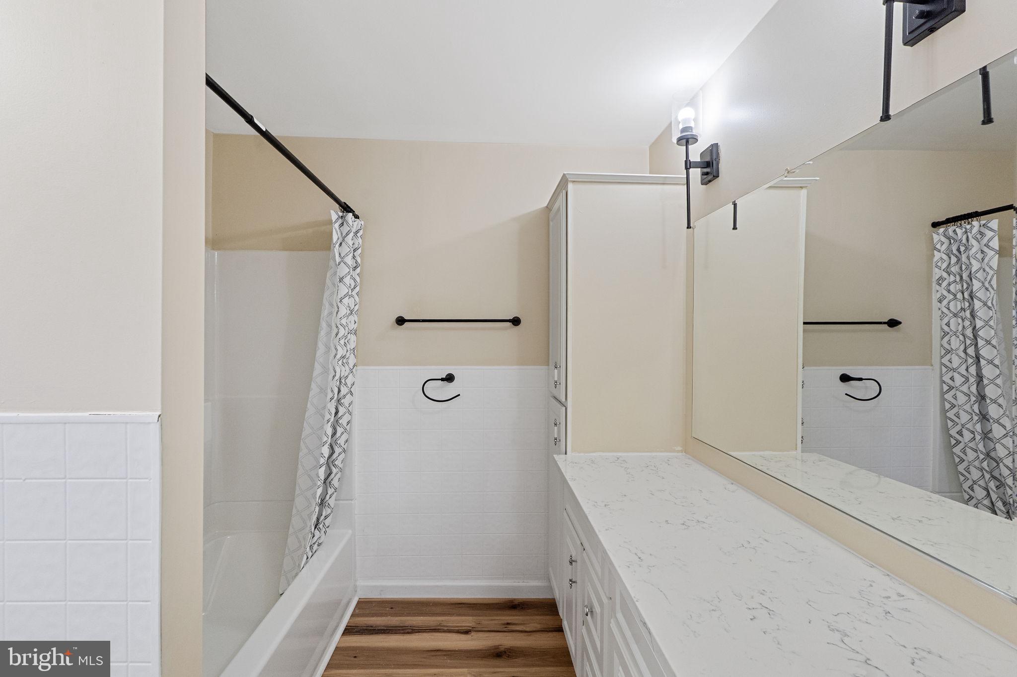 40 Wilson Road Clementon, NJ 08021 - Photo 16 of 31 a bathroom with a bathtub and shower